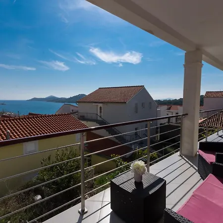 Apartament By The Sea Tribunj, Vodice - 24102 *